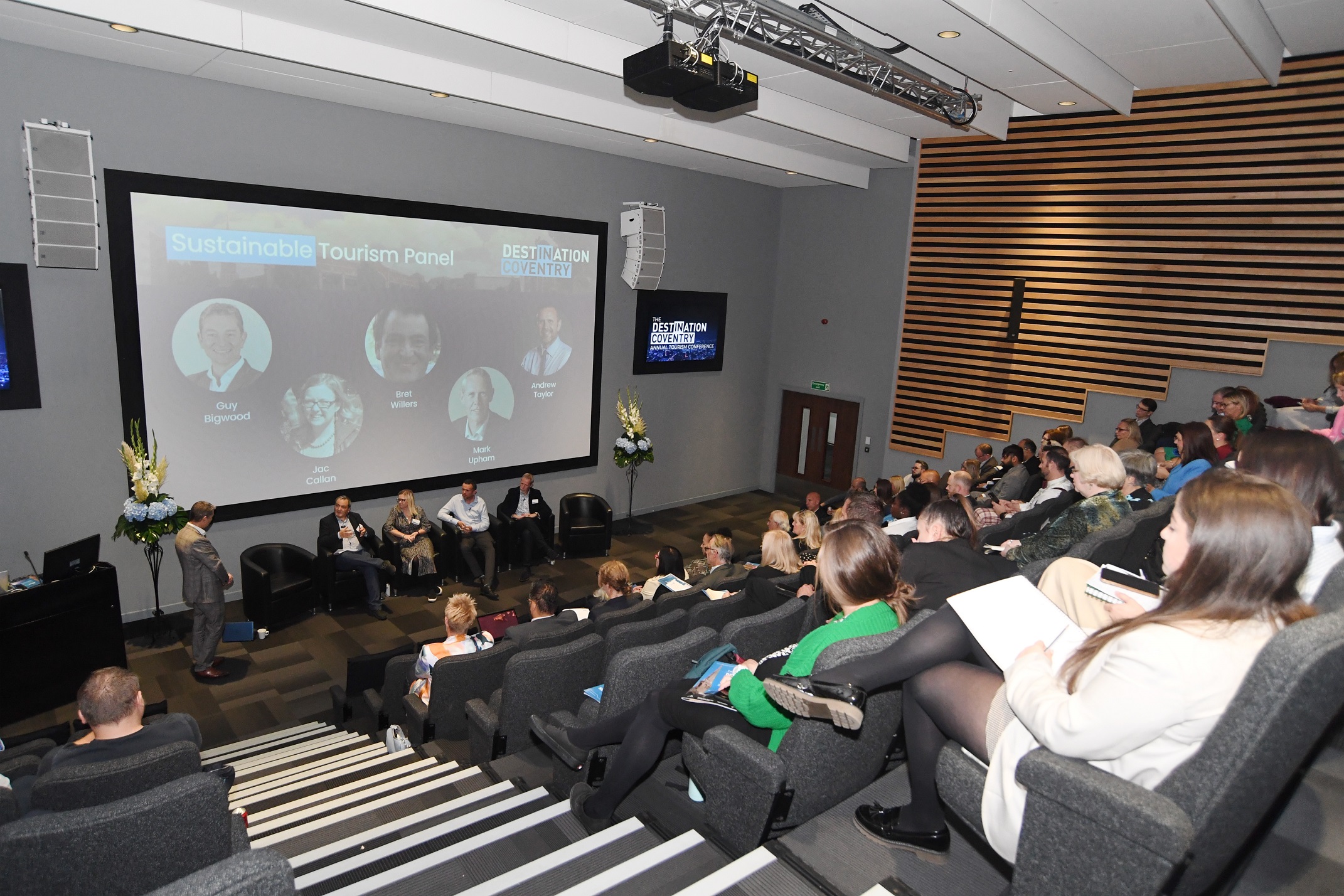 Survey reveals average rate for conference and meeting venues in Coventry and Warwickshire