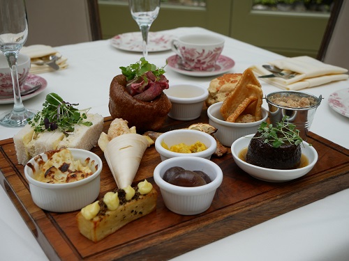 Sunday Lunch meets Afternoon Tea at popular hotel