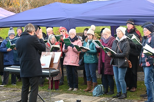 The Shakespeare Hospice invites community to “Light Up A Life” Service and Carols at the Hospice