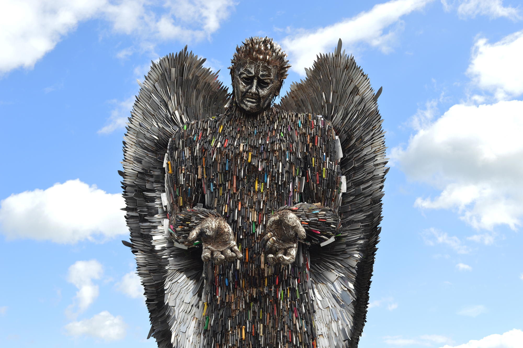 Knife Angel arrival gathers citywide support