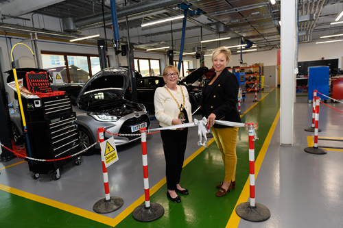 Image for Rugby College Motor Vehicle Workshop Launch
