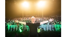 Image for Ex-Radio 1 DJ Chris Moyles to bring 90s-themed party to Coventry